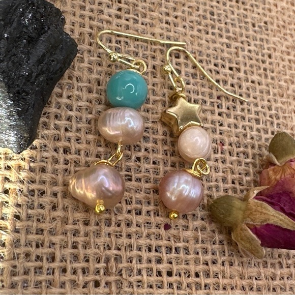 Turquoise and Gold Beaded Dangle Earrings - Picture 1 of 1